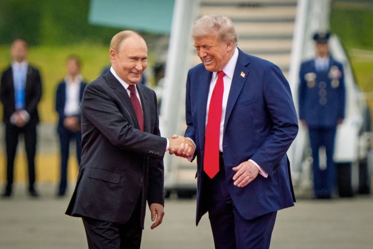 President Trump and President Putin meet in Alaska for Russia-US Summit to continue peace talks
